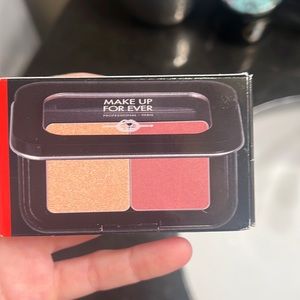 Make up forever duo